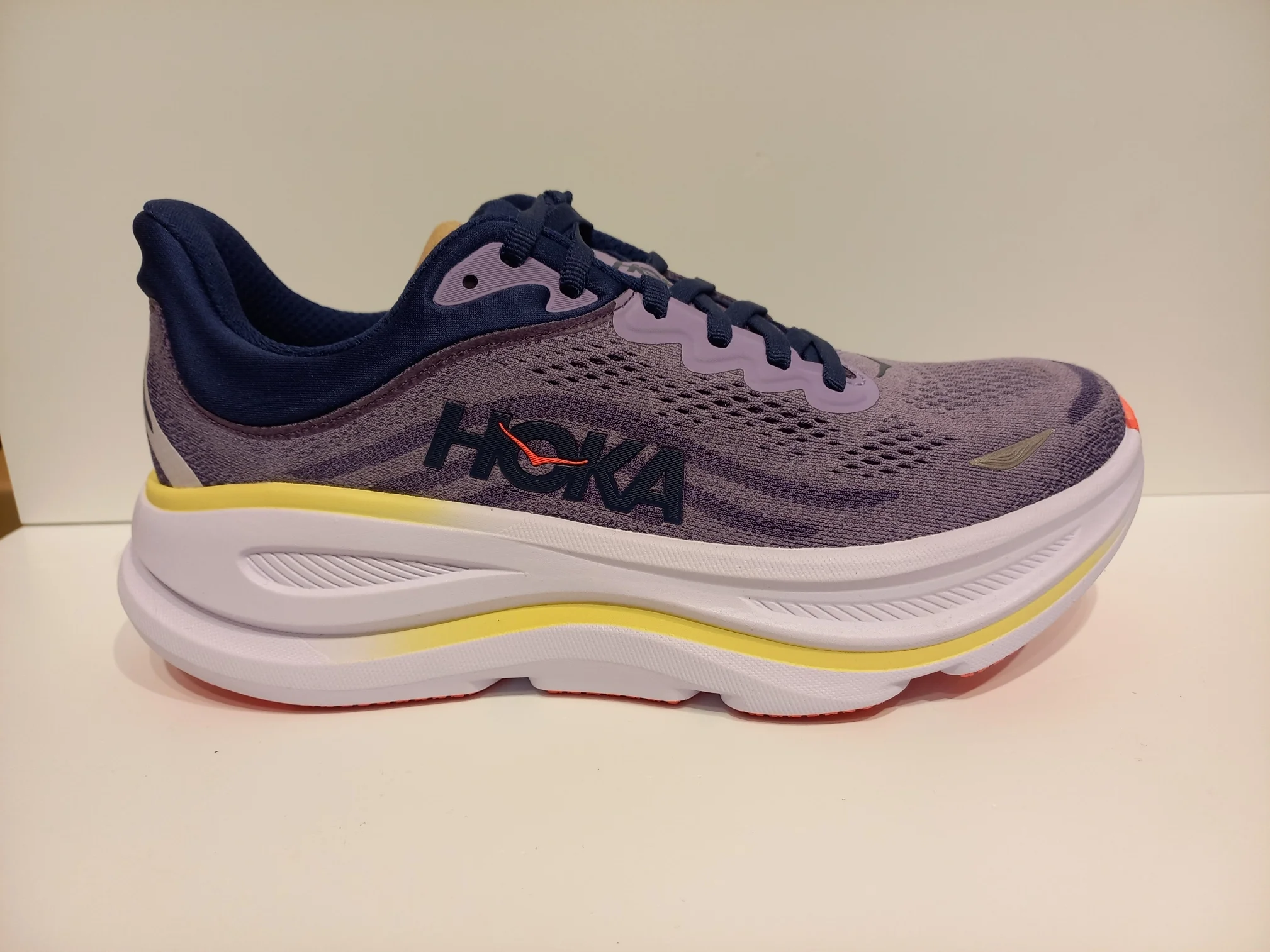 HOKA Bondi 9
